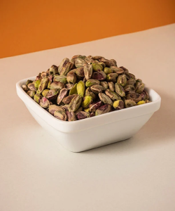 PISTACHIO PEELED